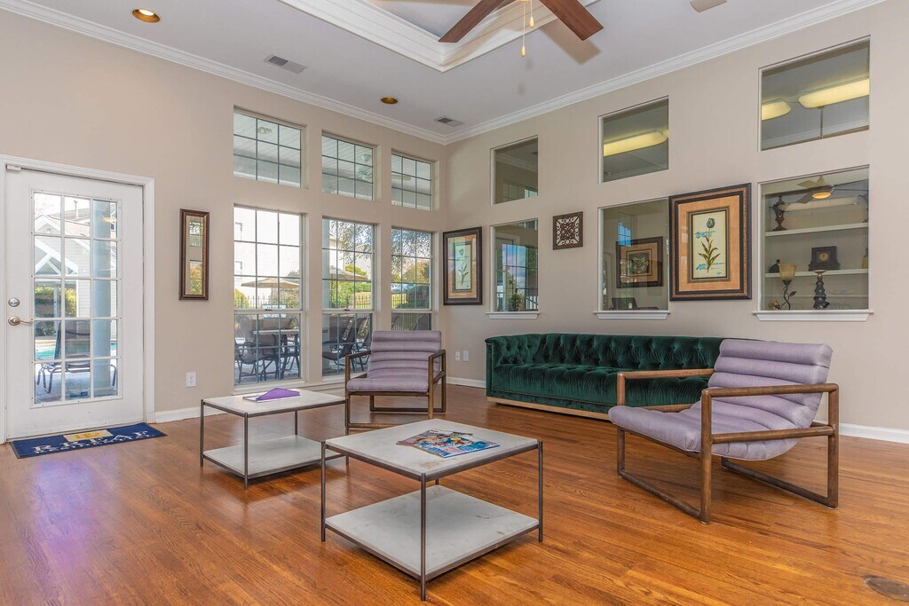 Arbors at Windsor Lake Columbia, SC Apartments