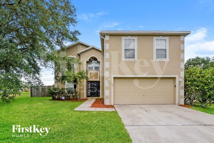 235 Cranbrook Dr in Kissimmee, FL - Building Photo