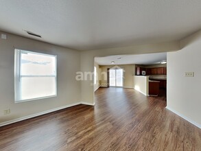 6244 Looking Glass Ln, Unit 2 in Indianapolis, IN - Building Photo - Building Photo