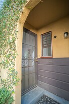 157 South Westmoreland Avenue, Unit 2 in Los Angeles, CA - Building Photo