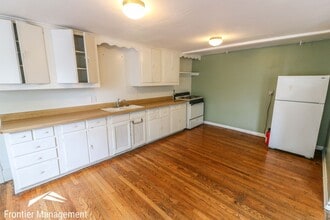 900 Leavenworth St in Manhattan, KS - Building Photo - Building Photo