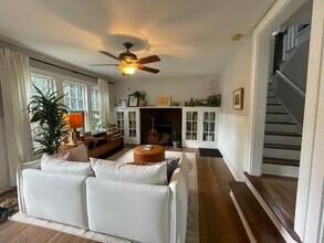 63 Magnolia Ave in Asheville, NC - Building Photo - Building Photo