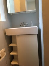 1255 N Damen Ave, Unit #1F in Chicago, IL - Building Photo - Building Photo