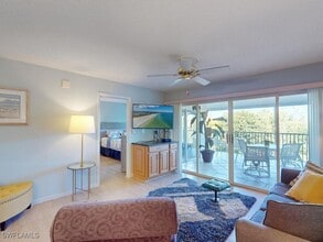 100 Stevens Landing Dr in Marco Island, FL - Building Photo - Building Photo