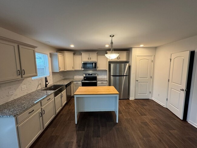509 Falls Ln in Kannapolis, NC - Building Photo - Building Photo