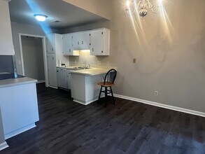 8232 Pleasant Ridge Dr in Charleston, SC - Building Photo - Building Photo