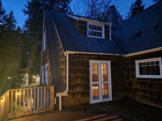 5324 Mt Baker Hwy in Deming, WA - Building Photo - Building Photo