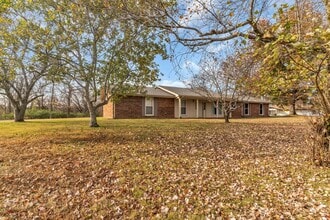 341 Hickory Dr in Old Hickory, TN - Building Photo - Building Photo