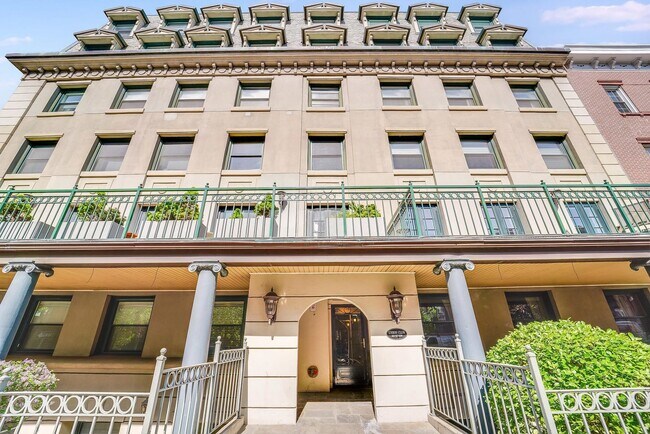 600 Hudson St in Hoboken, NJ - Building Photo - Building Photo