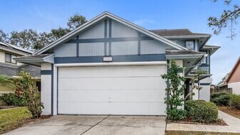 3581 S St Lucie Dr in Casselberry, FL - Building Photo