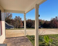 602 Shadow Mountain Ln in Cleveland, GA - Building Photo - Building Photo