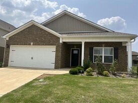 122 Morning Dew Rd in Toney, AL - Building Photo