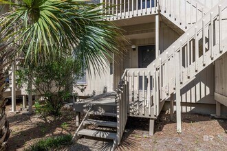 1061 Sea Cliff Dr N in Daphne, AL - Building Photo - Building Photo