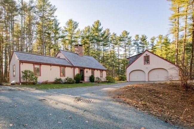 property at 16 King Philip Trl