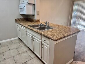 1929 Summer Club Dr, Unit 101 in Oviedo, FL - Building Photo - Building Photo