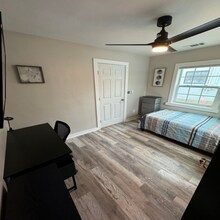 1411 Clairmont Rd in Decatur, GA - Building Photo - Building Photo
