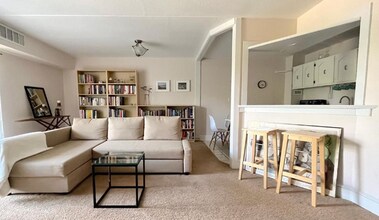 60 Welsh Tract Rd in Newark, DE - Foto de edificio - Building Photo