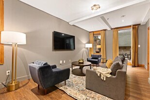 38-03 24th St in Queens, NY - Building Photo