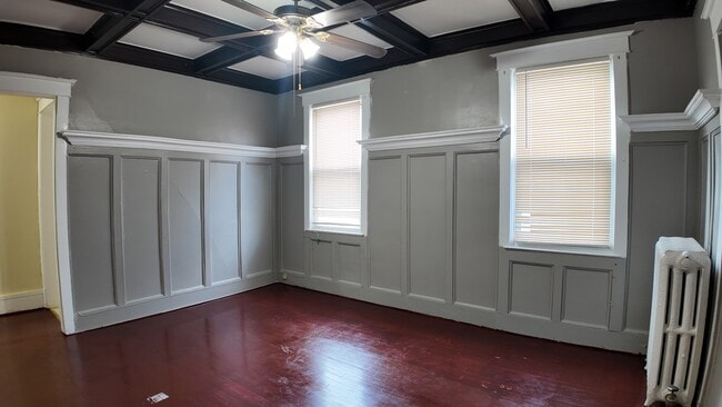 8 Morris Cres, Unit 2FL in Yonkers, NY - Building Photo - Building Photo