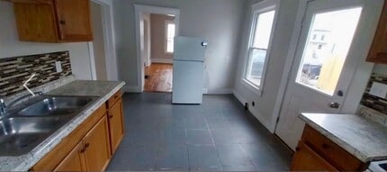 40 Clinton Ave in Cortland, NY - Building Photo - Building Photo