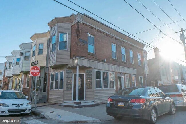 property at 2000 S Opal St