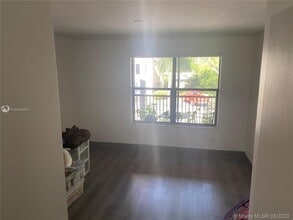 4561 W McNab Rd-Unit -15 in Pompano Beach, FL - Building Photo - Building Photo