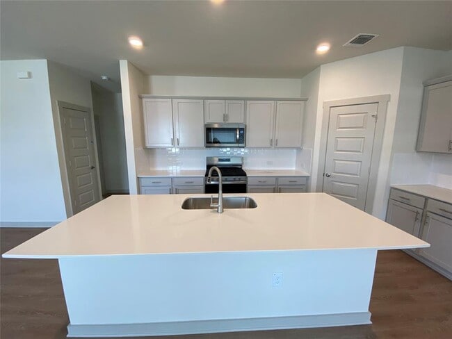 10501 Gonzales Ranger Pass in Austin, TX - Building Photo - Building Photo