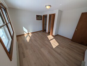 32 Willow St in Torrington, CT - Building Photo - Building Photo