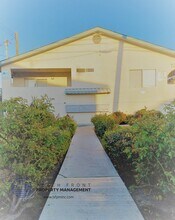 13514 Lemoli Ave. in Hawthorne, CA - Foto de edificio - Building Photo