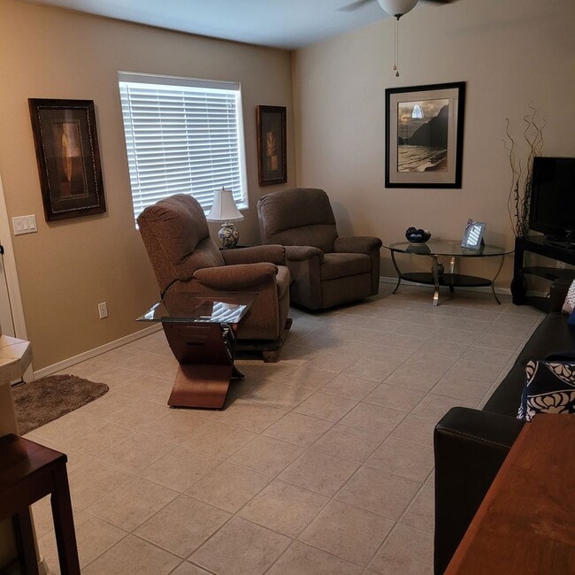 3560 Lost Dutchman Dr in Lake Havasu City, AZ - Building Photo - Building Photo