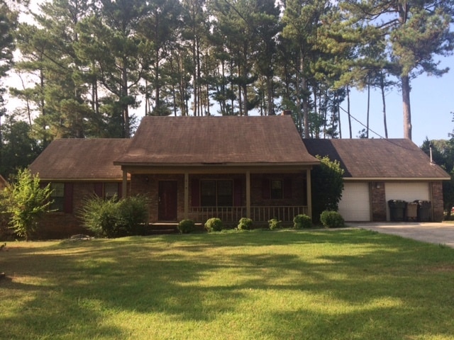 property at 819 Tammy St SW