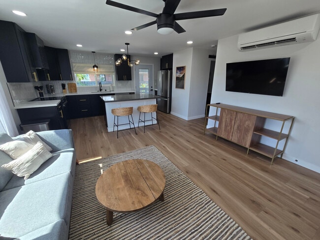 property at 338 Kalama St