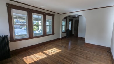 18 Appleton Pl in Arlington, MA - Building Photo - Building Photo