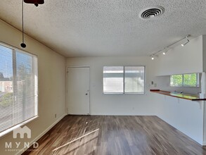 3157 Occidental Dr in Sacramento, CA - Building Photo - Building Photo