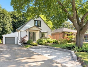 519 Regina Dr in Burlington, ON - Building Photo - Building Photo