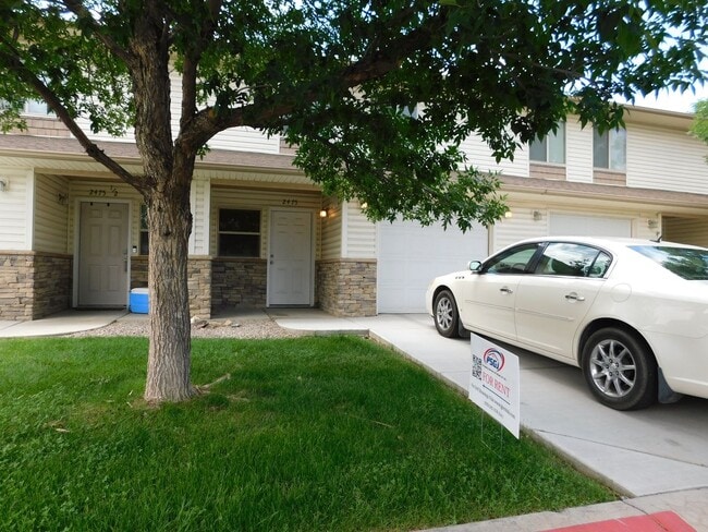 property at 2475 Theresea Ln