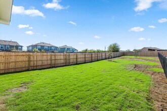 7409 Sparkling Light Dr in Austin, TX - Building Photo - Building Photo