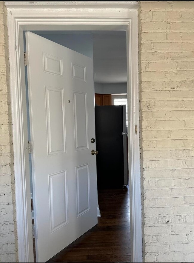 728 Dobson St, Unit 1 in Evanston, IL - Building Photo - Building Photo