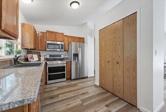 2706 N Chestnut St in Colorado Springs, CO - Building Photo - Building Photo