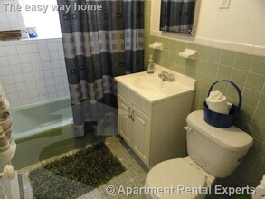 402 Highland Ave, Unit #32 in Somerville, MA - Foto de edificio - Building Photo