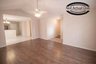 1881 Harmony St in Columbia, MO - Building Photo - Building Photo