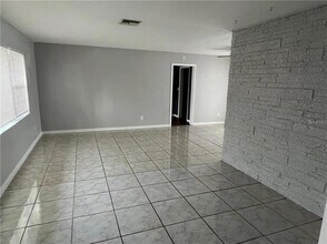 6280 30th Ave N in St. Petersburg, FL - Building Photo - Building Photo