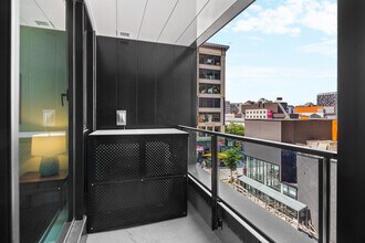 Maestria Apartments in Montréal, QC - Building Photo - Building Photo