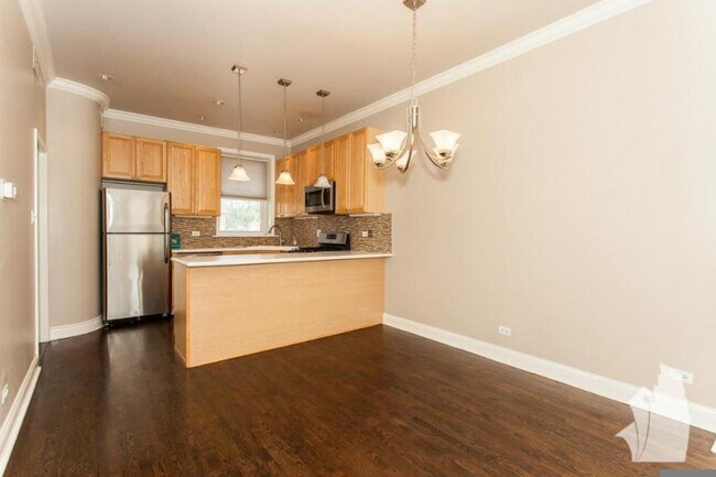3850 N Southport Ave in Chicago, IL - Building Photo - Building Photo
