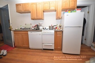 1653 Commonwealth Ave, Unit 6 in Boston, MA - Building Photo - Building Photo