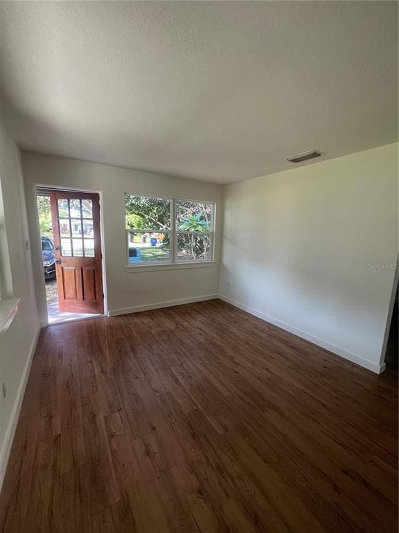 2819 25th Ave N in St. Petersburg, FL - Building Photo - Building Photo