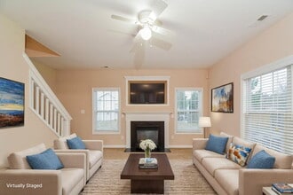 4910 Little Bud Ln in Raleigh, NC - Building Photo - Building Photo