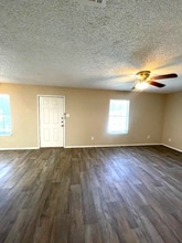 2632 Colonial Ave in Waco, TX - Foto de edificio - Building Photo