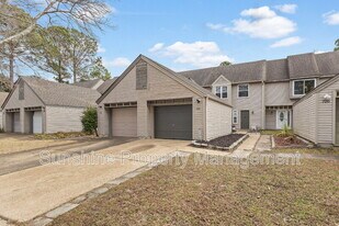 724 Chaseway St in Virginia Beach, VA - Building Photo