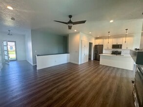 6651 Verano Dr in Lincoln, NE - Building Photo - Building Photo